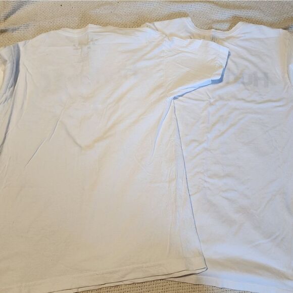 Hurley 2pc T-shirt Bundle - Picture 6 of 7